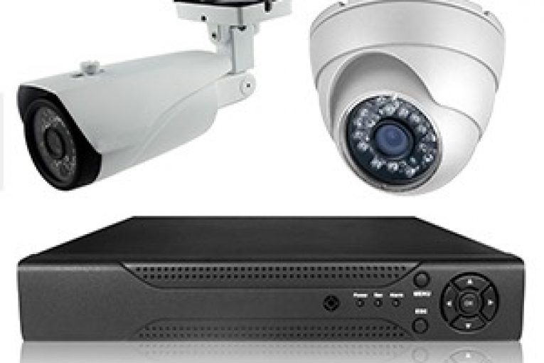 معایب و مزایای بین دوربین آنالوگ و IP چیست؟