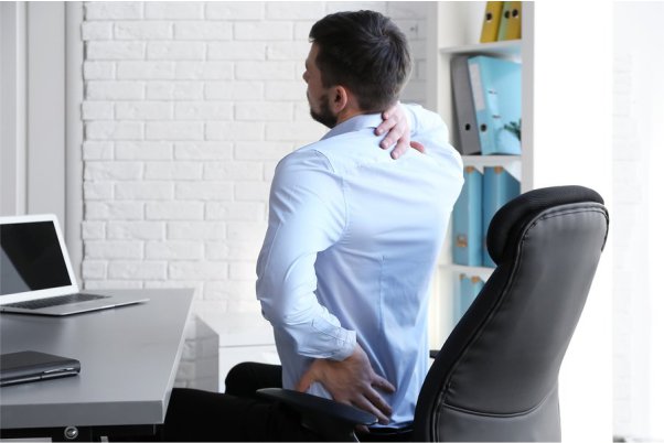 جلوگیری از آسیب کمر و گردن هنگام کار با لپ تاپ